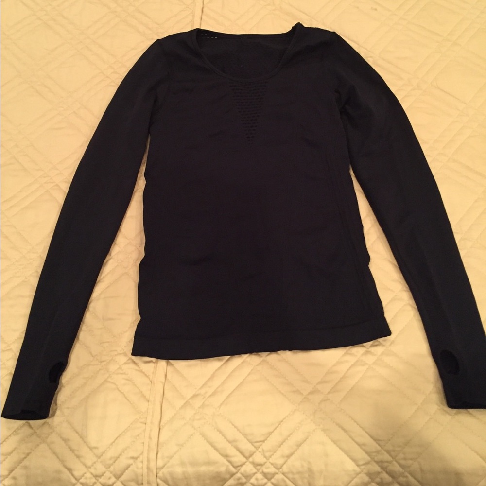 Fabletics long sleeved black top xs